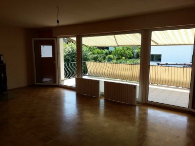 Wohnen wie im eigenen Haus. 3,5-Zimmer-Terrassenwohnung im EFH in Erzhausen