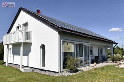 Sehr schöne Erdgeschoß- Wohnung mit Gartenanteil in Unterhürheim