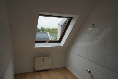 Freundliche und neuwertige 3-Zimmer-Wohnung mit gehobener Innenausstattung in Bochum74