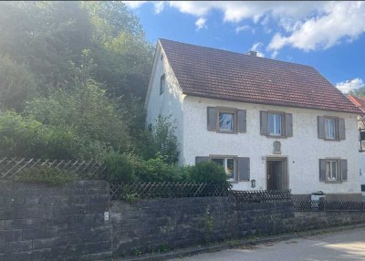 Schnuckliges Einfamilienhaus mit Garten und Einliegerwohnung im Naturpark Obere Donau zu vermieten!