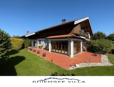 Traumhaftes, modernisiertes Haus am Chiemsee – Ruhig, zentral, mit pflegeleichtem Garten
