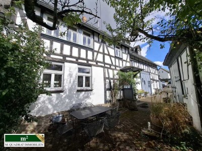 Gepflegtes und Stilvolles  Fachwerkhausanwesen
