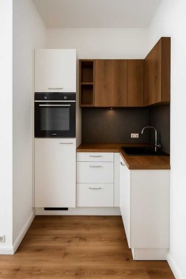 Einbauküche und Kernsaniert, 1-Raum-Wohnung am Schkeuditzer Markt