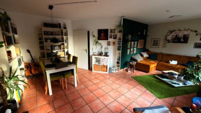 Schöne 3-Zimmer Wohnung mit großem Garten und Terrasse