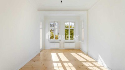 Top renovierte 2 Zimmer-Altbauwohnung mit Balkon in ruhiger und gefragter Lage - sofort frei