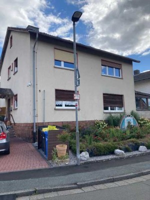 Geräumiges Einfamilienhaus mit 2 getrennten Wohnungen