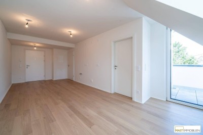 *Einzugsbereit* Provisionsfreie - 2 Zimmer mit Terrasse im 1. Dachgeschoss!