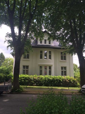 Luxuriöses 3-Zi.-Penthouse (126m²) in Itzehoe, frisch saniert