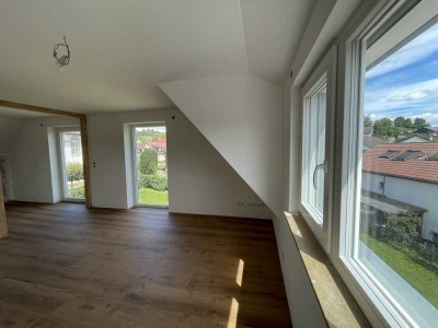 Erstbezug nach Kernsanierung, Moderne Wohnung mit Balkon + 2 Stellplätze in Großbottwar/Winzerhausen