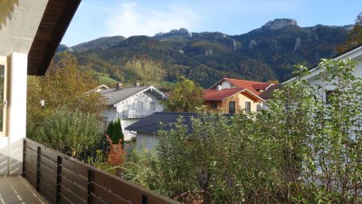 Wohnung in der Nähe der Prien mit Burg- und Bergblick