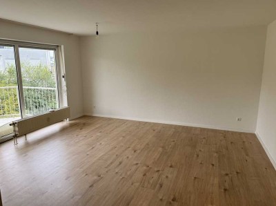 Frisch renovierte 3-Zimmer Wohnung mit Balkon und Garagenstellplatz in Kehl