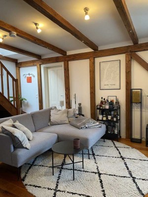 Traumhafte Wohnung mit Dachterrasse im Generalsviertel