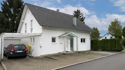 Freistehendes, attraktives 1-Familienhaus mit Einliegerwohnung in bevorzugter Wohnlage