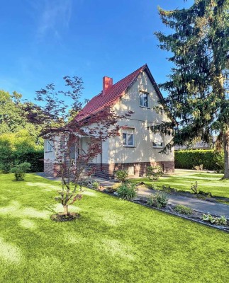 Gepflegtes Grundstück mit Einfamilienhaus (1935) von privat in Falkensee/Finkenkrug