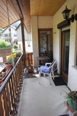 Schöne 4-Zimmer-Wohnung mit EBK auf dem Land in Bretzfeld-Brettach