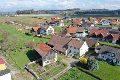 Träume erfüllen! - Schöne Hofstelle in Kressbronn mit vielen Optionen