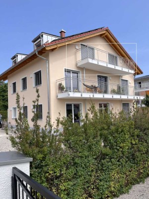 Gauting im Würmtal: Attraktive 3-Zi- DG- NB- Whg für kreative Mieter