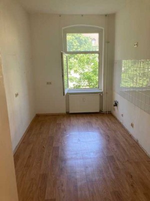 Quiet 2 bedrooms apartement, large bath with window, garden