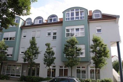 Gemütliche Dachgeschosswohnung mit Aufzug