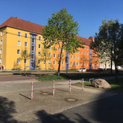 Schöne 3 Raum Wohnung mit Balkon zu vermieten!