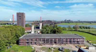 Erstbezug:  4-Raum-Loft-Wohnung/Reihenhaus mit Garten