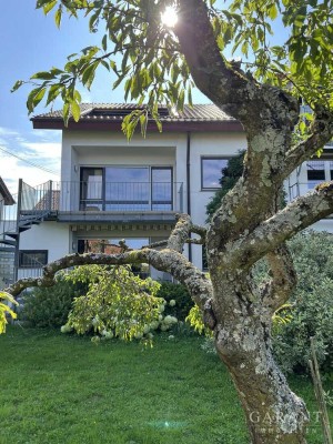 Doppelhaushälfte mit 2 Wohneinheiten! Maisonette mit Weitblick &  Einliegerwohnung!