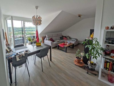 Helle, moderne 3-Zimmer-Wohnung in Arnstein mit traumhafter Aussicht