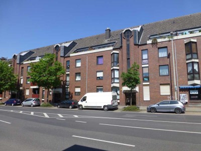 Helle 3-Zimmer-Maisonette-Wohnung mit Balkon in Mönchengladbach-Eicken