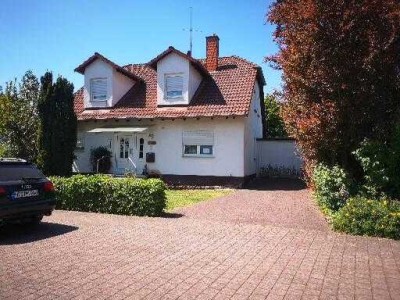 Günstiges Mehrfamilien-Haus  in Carlsberg