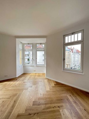 Exklusive 3-Zimmer-Wohnung 
mit Wintergarten und Altbaudetails
