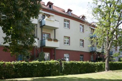 Frisch renovierte 3-Raumwohnung mit Balkon im Herzen von Laubegast!