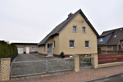 Einfamilienhaus auf großem Grundstück in Danndorf