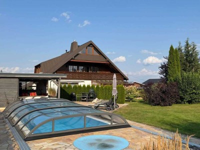 Tolles Anwesen mit großen Grundstück und Pool!