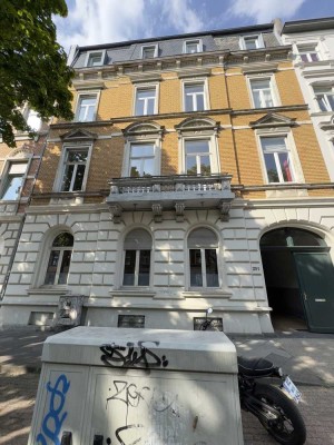Charmantes ­Altbau-Apartment mit überraschend viel Nutzwert