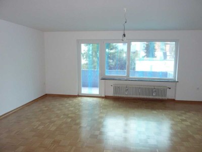 schöne 3 Zimmer Wohnung in ruhiger Lage sucht Nachmieter ab 01.11.2025