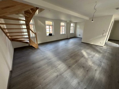 Schwabach (110 m²) – Charmante 2,5-Zi-Maisonette mit Dachterrasse & Stellplatz
