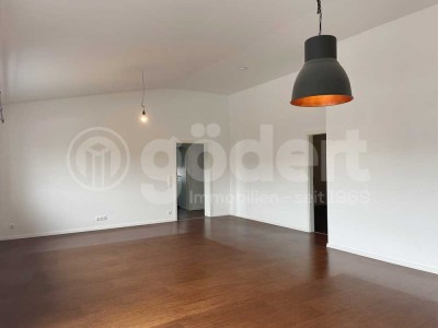 Familienfreundliche 4-Zimmerwohnung mit Charme!