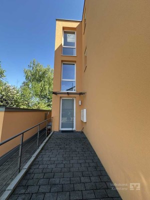 Barrierefreie Souterrain Wohnung mit zwei Bäder und Tiefgaragenplatz in Konstanz Allmansdorf