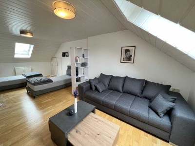2,5-Zimmer-Wohnung in Eislingen - Balkon, Garage & große Einbauküche inklusive