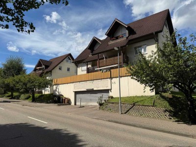 sofort frei - schöne Dreizimmer-Wohnung mit Terrasse und Sondernutzungsrecht am angrenzenden Garten