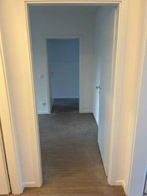 Schöne renovierte 4 Zi.-Wohnung in Garath