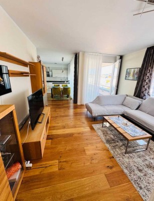 Penthouse mit Dachterrasse , Panorama-Blick & 3 TG-Plätzen-Bestlage Böblingen