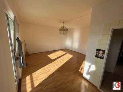 K3 - SCHÖNE GEPFLEGTE 2 ZIMMER WOHNUNG mit guter Verkehrsanbindung