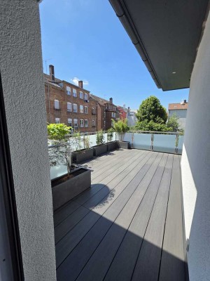 Moderne 4-Zi.- Wohnung, großer Balkon, EBK und Tiefgarage in Top Innenstadt-Lage