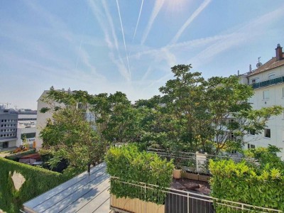 ++NEU++ Altbau-Charme mit Balkon! Traumhafte 3-Zimmer-Wohnung mit 10 m² Terrasse &amp; Blick! Nur 1 Minute zum Augarten!