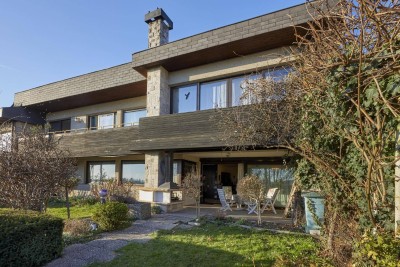 Reihenhaus mit zwei Wohneinheiten und traumhaftem Blick auf die Donau!