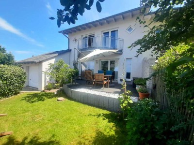 Moderne DHH mit Garten, Kamin und Wärmepumpe - Traumlage zwischen Gaggenau & Ettlingen