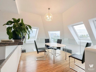 Luxuriöser Dachgeschoss-Penthouse über zwei Etagen mit sonniger Terrasse – ca. 18m²
