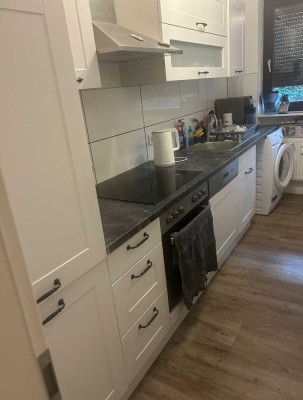 Nachmieter 2 Zimmer Erdgeschosswohnung in Mannheim-Neckarstadt-Ost / Wohlgelegen gesucht