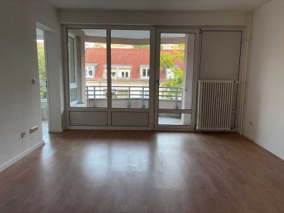 Familien-Apartment mit Balkon und neuem Badezimmer - nahe Tierpark!